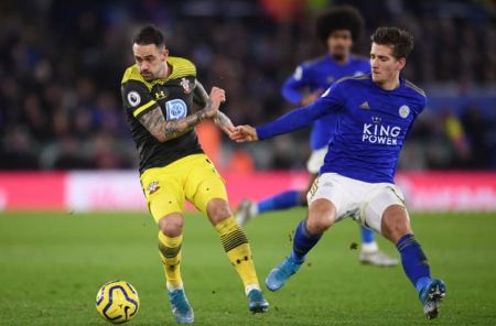 Southampton players and Leicester players caught on the camera.